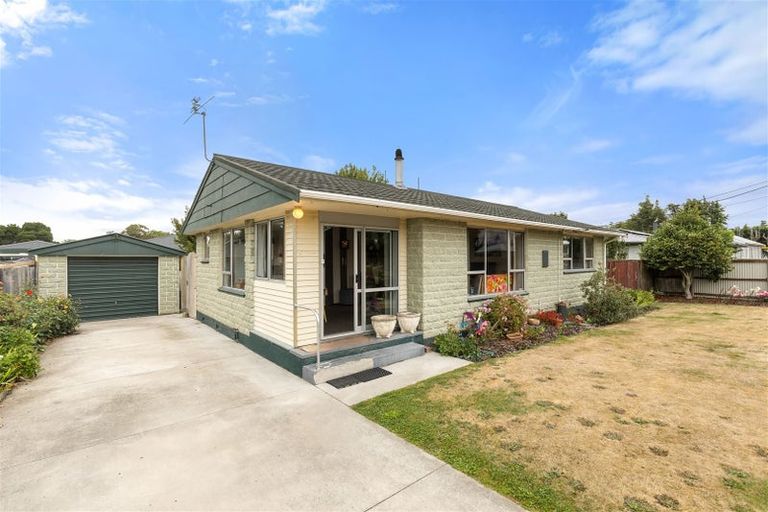 Photo of property in 12 Taumutu Road, Southbridge, 7602