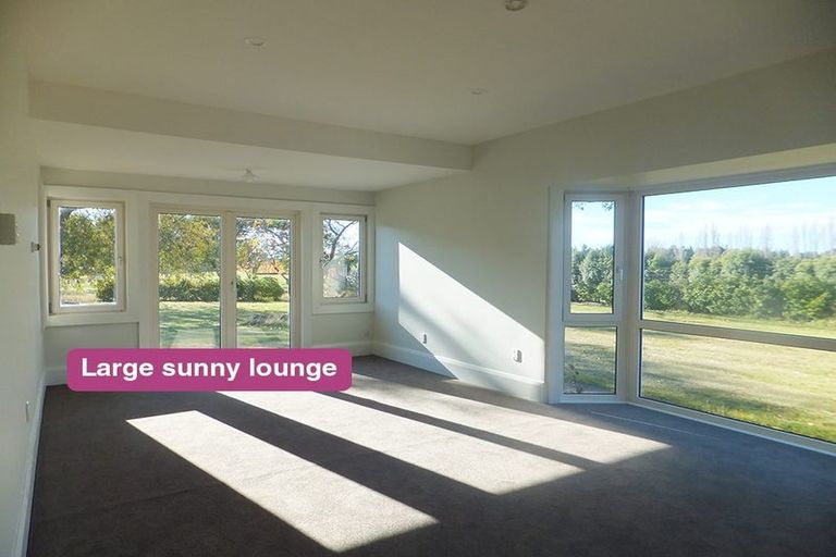 Photo of property in 296 Mcleans Island Road, Mcleans Island, Christchurch, 8051