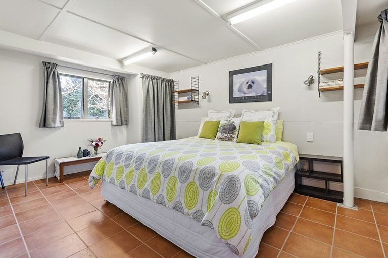 Photo of property in 203 Howard Road, Orere Point, 2585