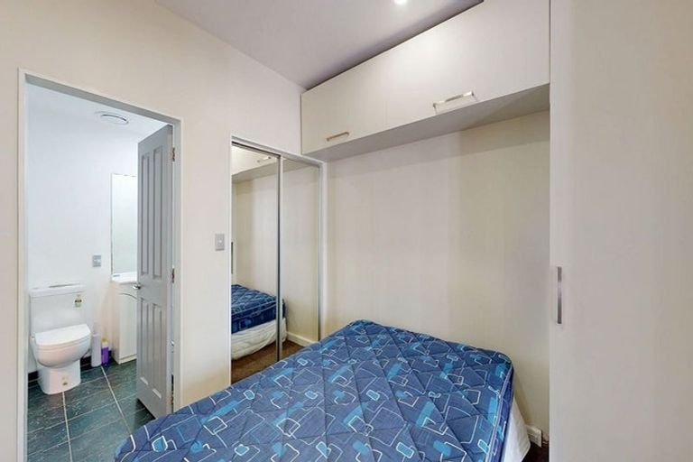 Photo of property in Atrium Apartments, 2d/154 The Terrace, Wellington Central, Wellington, 6011