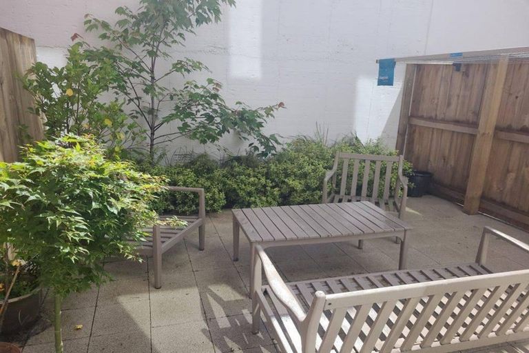 Photo of property in 182u8 London Street, Hamilton Central, Hamilton, 3204