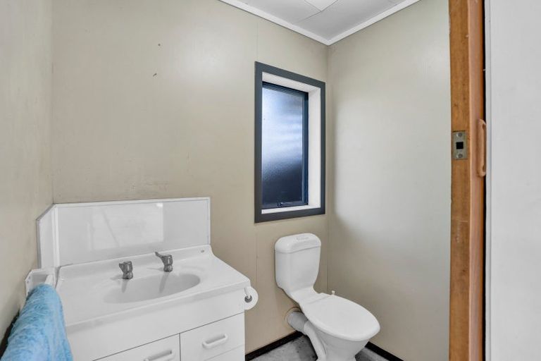 Photo of property in 3 Whenu Way, Bell Block, New Plymouth, 4312