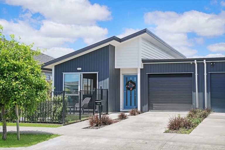Photo of property in 99 Kuaka Drive, Takanini, 2112