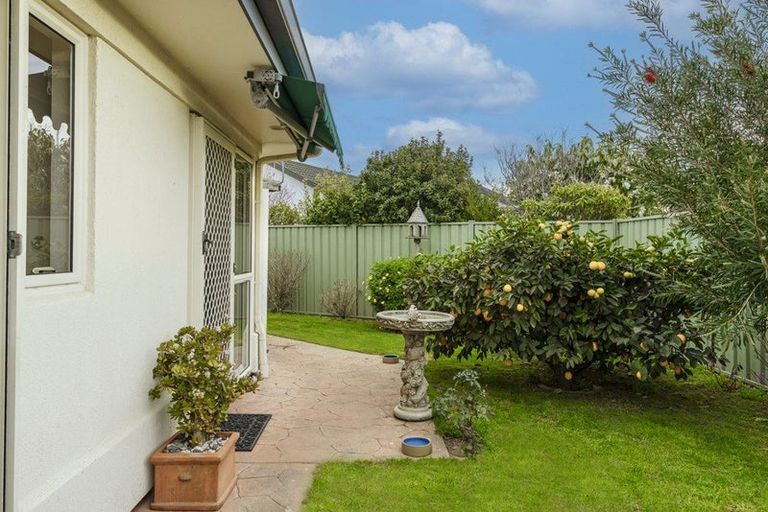 Photo of property in 11b Cheval Place, Taradale, Napier, 4112
