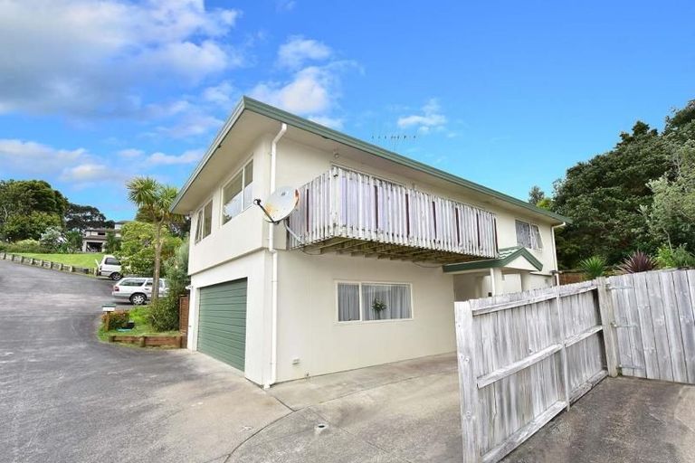 Photo of property in 2/16 Ocean View Road, Hatfields Beach, Orewa, 0931