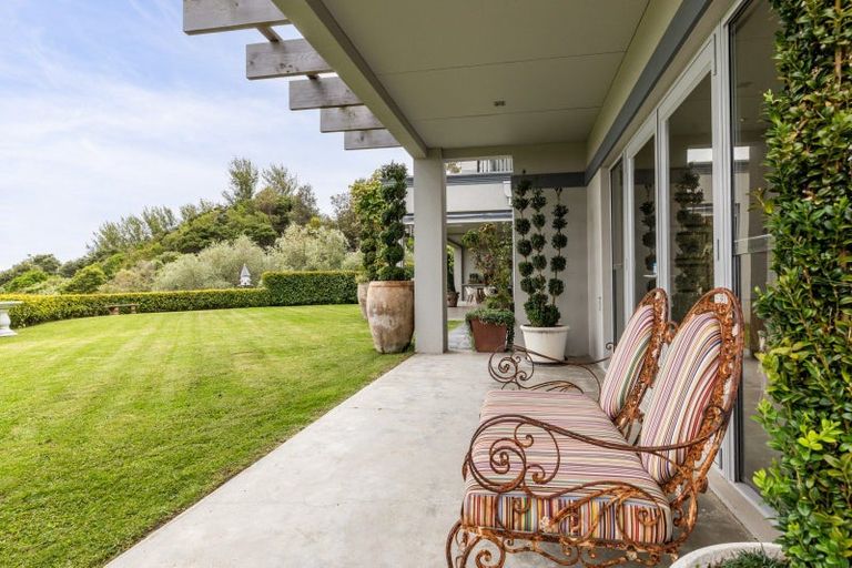Photo of property in 137 Blackbarn Road, Havelock North, 4294