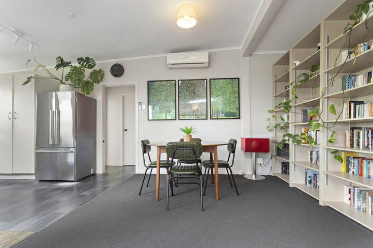 Photo of property in 19 Rimu Street, New Lynn, Auckland, 0600