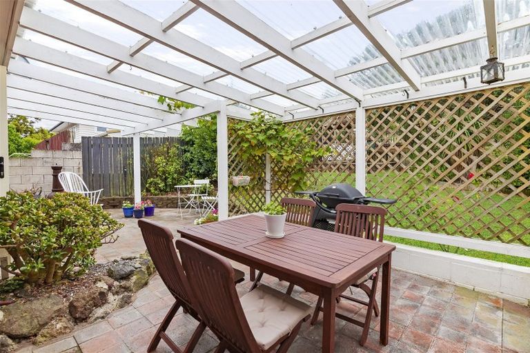 Photo of property in 4 Colum Place, Bucklands Beach, Auckland, 2014