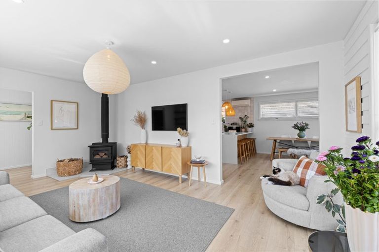 Photo of property in 21 Woodstock Place, Russley, Christchurch, 8042