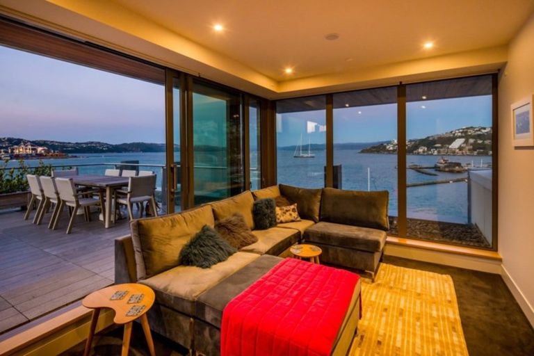Photo of property in Clyde Quay Wharf, 8u5a Clyde Quay Wharf, Te Aro, Wellington, 6011