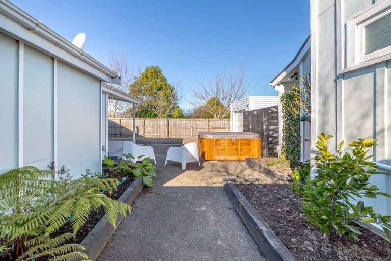 Photo of property in 18a Humphries Street, Greytown, 5712