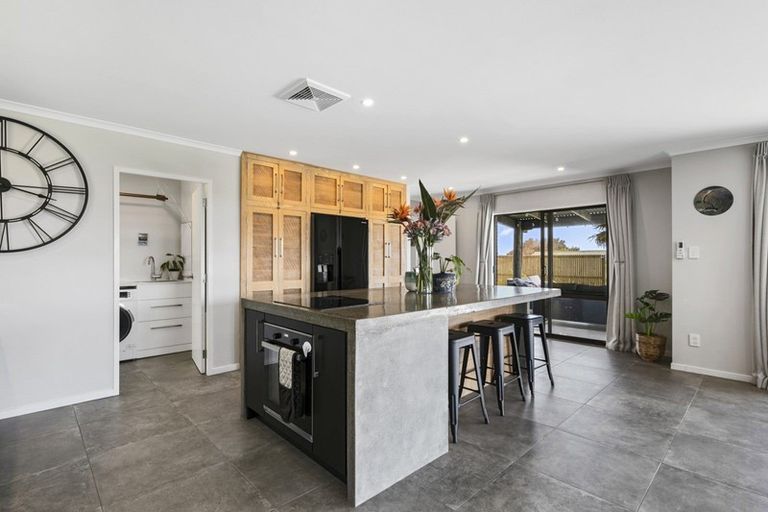 Photo of property in 33 Hallmark Rise, Bethlehem, Tauranga, 3110