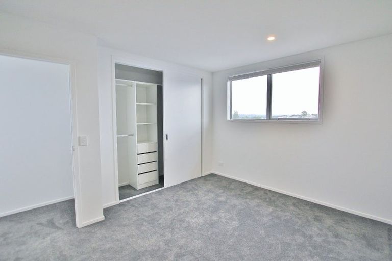 Photo of property in 6/42 Kaikoura Street, Henderson, Auckland, 0612