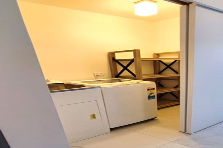 Photo of property in 54 Allens Lane, Clive, 4102