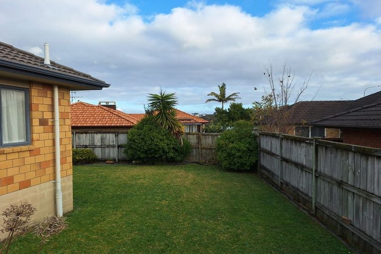 Photo of property in 8 Camith Close, Flat Bush, Auckland, 2016