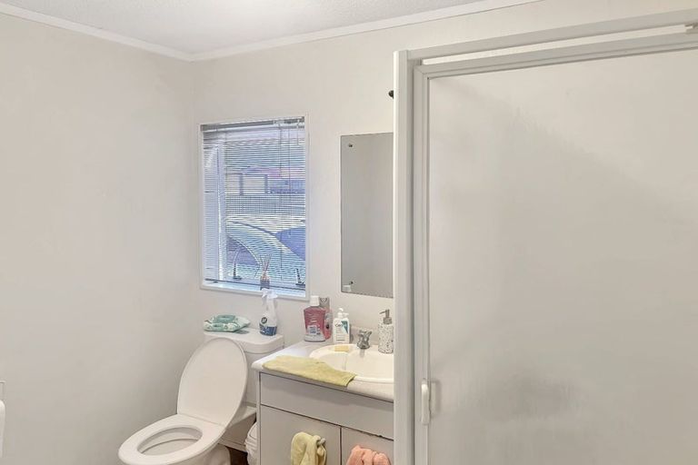Photo of property in 2/25 Hinton Road, Taradale, Napier, 4112