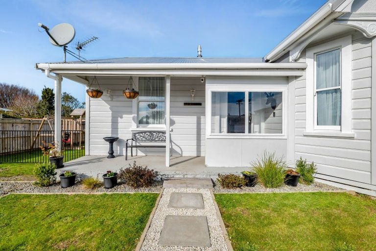 Photo of property in 19 Rosalind Street, Stratford, 4332