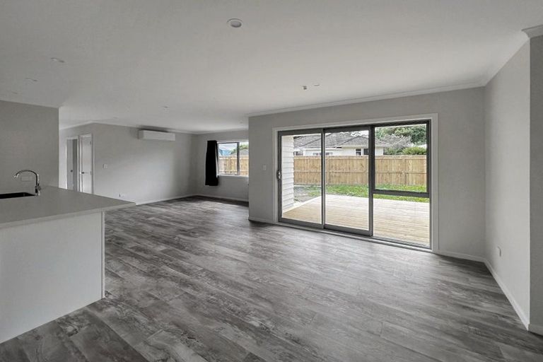 Photo of property in 16 Seddon Street, Takaro, Palmerston North, 4412