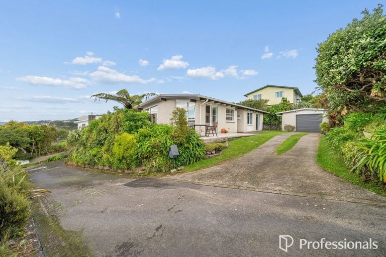 Photo of property in 6 Viscount Grove, Kelson, Lower Hutt, 5010