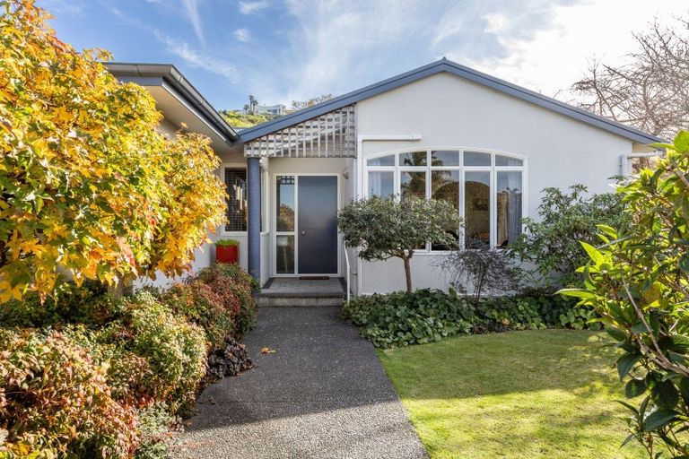 Photo of property in 30 Pukekura Place, Taradale, Napier, 4112