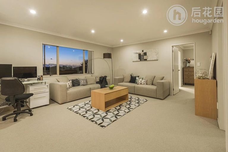 Photo of property in 1 Birchlands Road, Flat Bush, Auckland, 2019