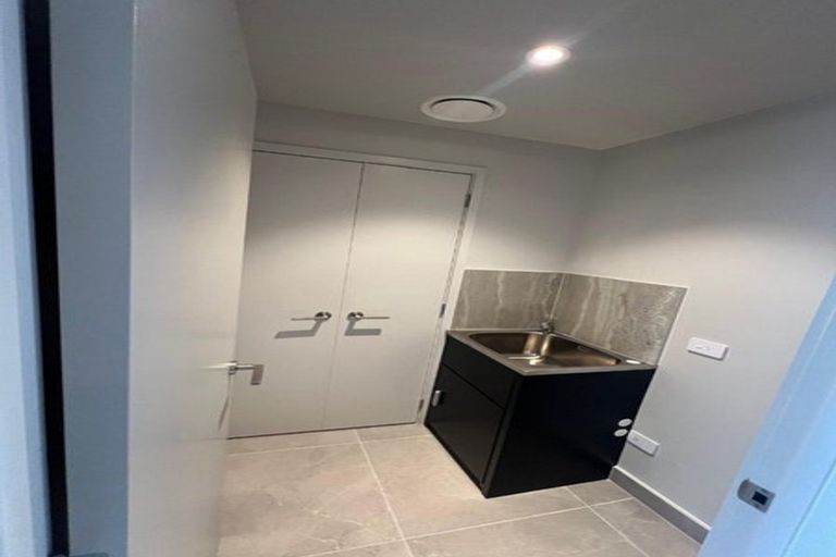 Photo of property in 7c Windlass Street, Long Bay, Auckland, 0630