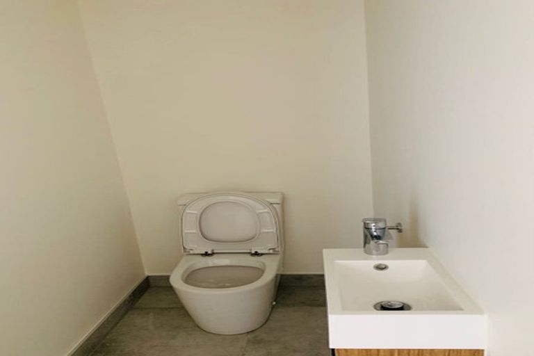 Photo of property in 38 Ascension Crescent, Orewa, 0931