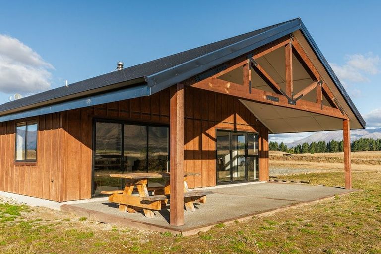 Photo of property in 249 Manuka Terrace, Ben Ohau, Twizel, 7999