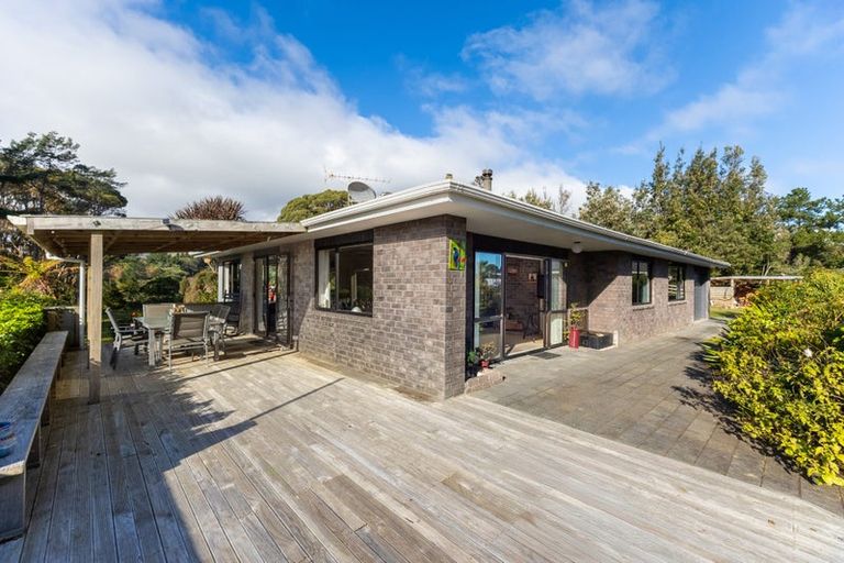 Photo of property in 168 Te Hapua Road, Te Horo, Otaki, 5581