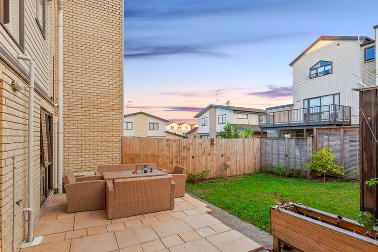 Photo of property in St Claire Village, 27/172 Mcleod Road, Te Atatu South, Auckland, 0610