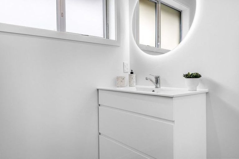 Photo of property in 3/94 Peverel Street, Riccarton, Christchurch, 8041