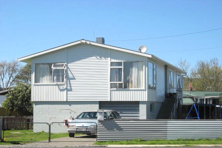 Photo of property in 27 Paki Street, Huntly, 3700