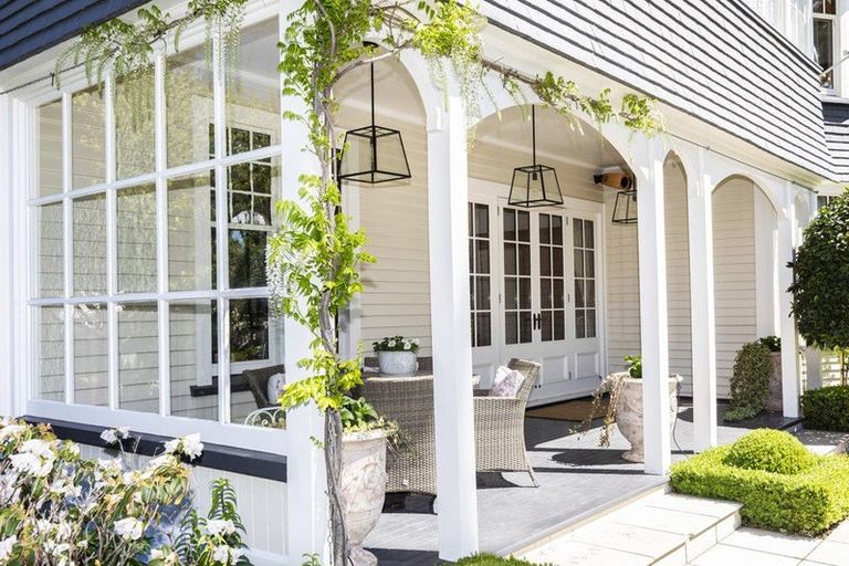 Photo of property in 5 Saint Barnabas Lane, Fendalton, Christchurch, 8052