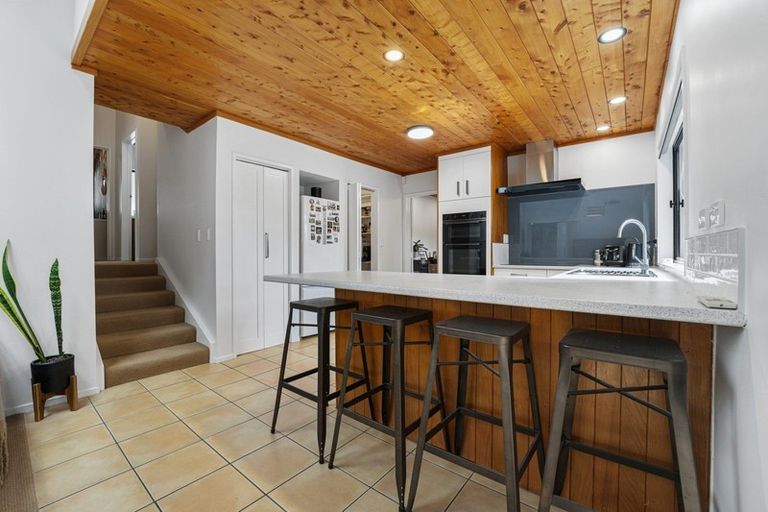 Photo of property in 65b Govett Avenue, Frankleigh Park, New Plymouth, 4310