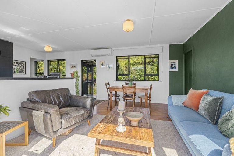 Photo of property in 70 Saxton Road, Upper Vogeltown, New Plymouth, 4371