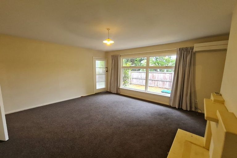 Photo of property in 98 Hinau Street, Riccarton, Christchurch, 8041