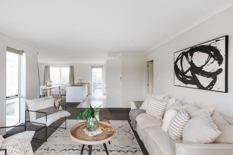 Photo of property in 66 Tabraham Crescent, Pyes Pa, Tauranga, 3112