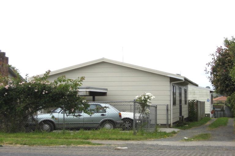 Photo of property in 1/40 Manuroa Road, Takanini, 2112
