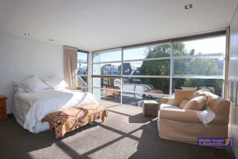 Photo of property in 10 Holly Road, St Albans, Christchurch, 8014