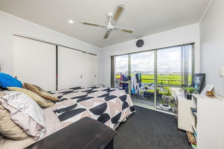 Photo of property in 9/150 Chapel Road, Flat Bush, Auckland, 2019