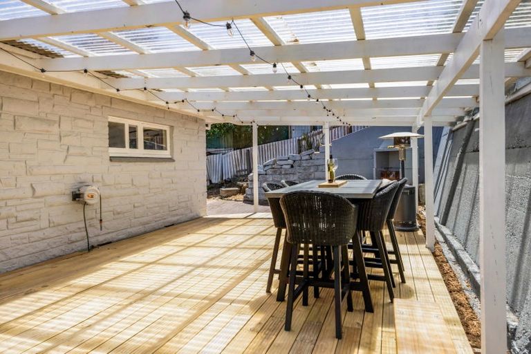 Photo of property in 10 Seymour Street, Waitara, 4320