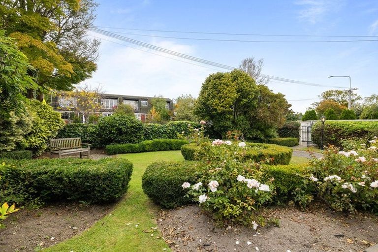 Photo of property in 231 Clyde Road, Burnside, Christchurch, 8053