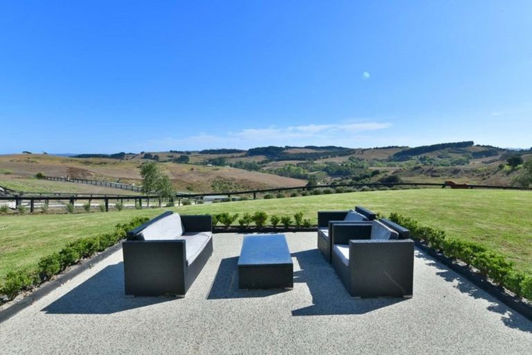 Photo of property in 641 Peak Road, Helensville, 0875