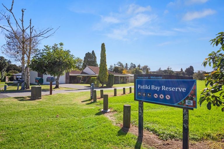 Photo of property in 126 Patiki Place, Whangamata, 3620