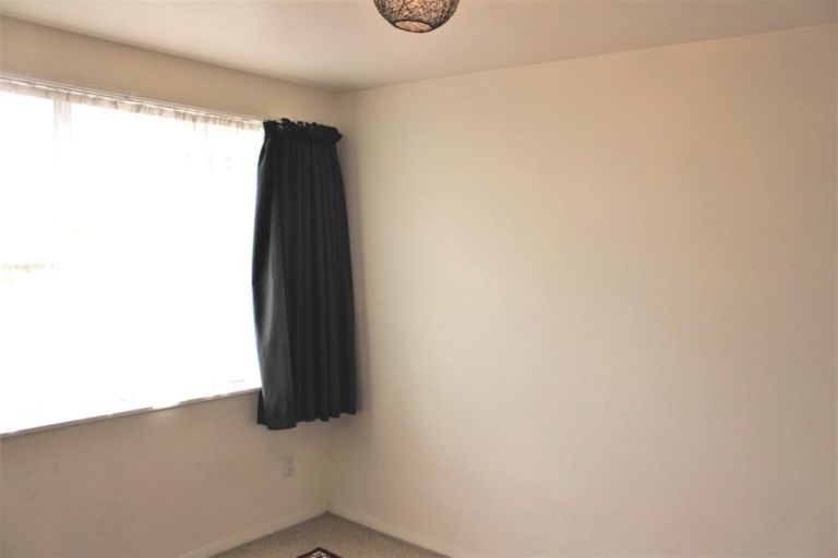 Photo of property in 4/109 Middlepark Road, Sockburn, Christchurch, 8042