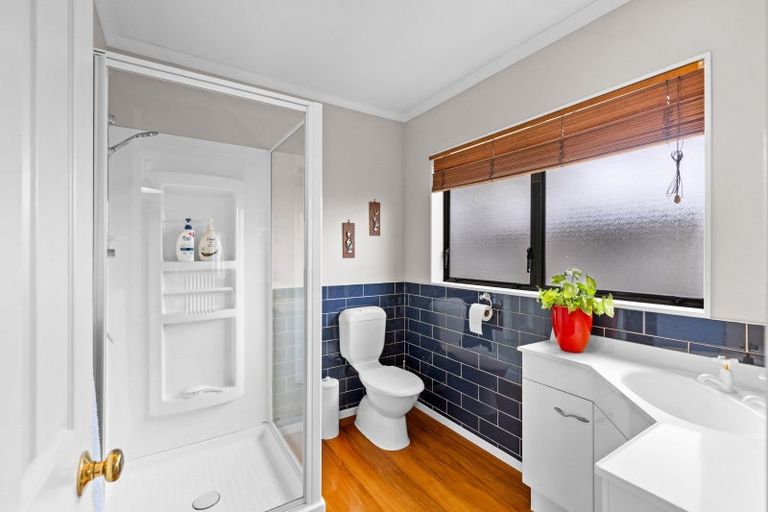 Photo of property in 9 Clearview Drive, Milson, Palmerston North, 4414