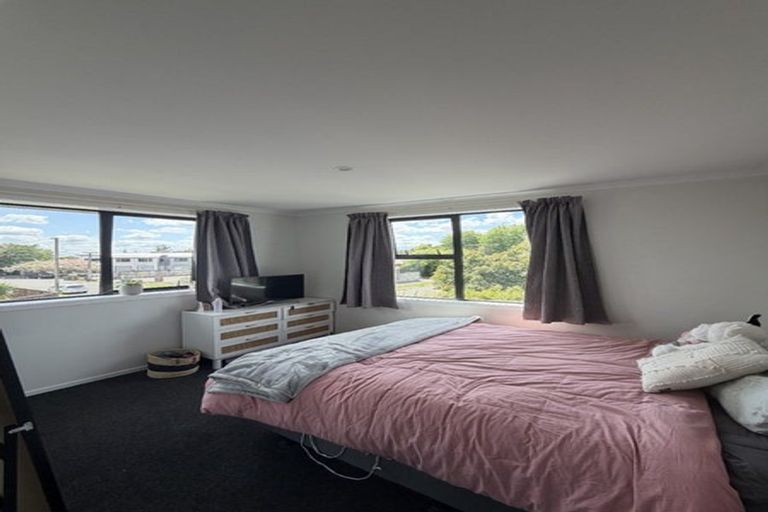 Photo of property in 1/12 Beaumont Street, Hamilton East, Hamilton, 3216