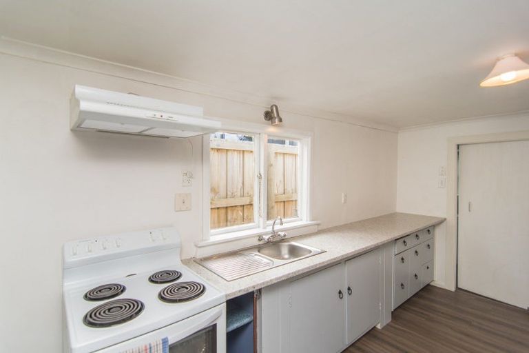 Photo of property in 28 Saint Leonards Road, Temuka, 7920