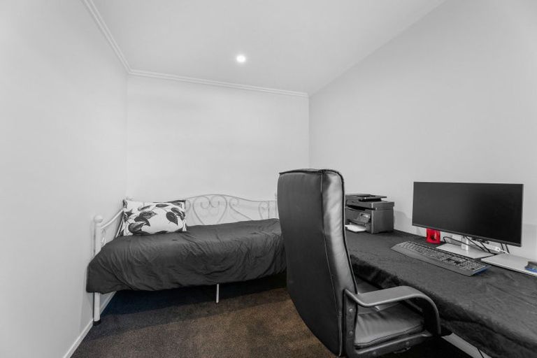 Photo of property in 4 Okohaka Avenue, Glenbrook, Waiuku, 2681