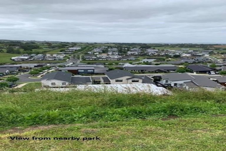 Photo of property in 24 Knoll Rise, Pukekohe, 2120